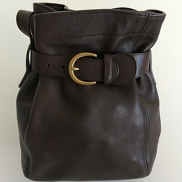 Coach Handbags - Coach Vintage Brown Leather Crossbody Bucket Bag